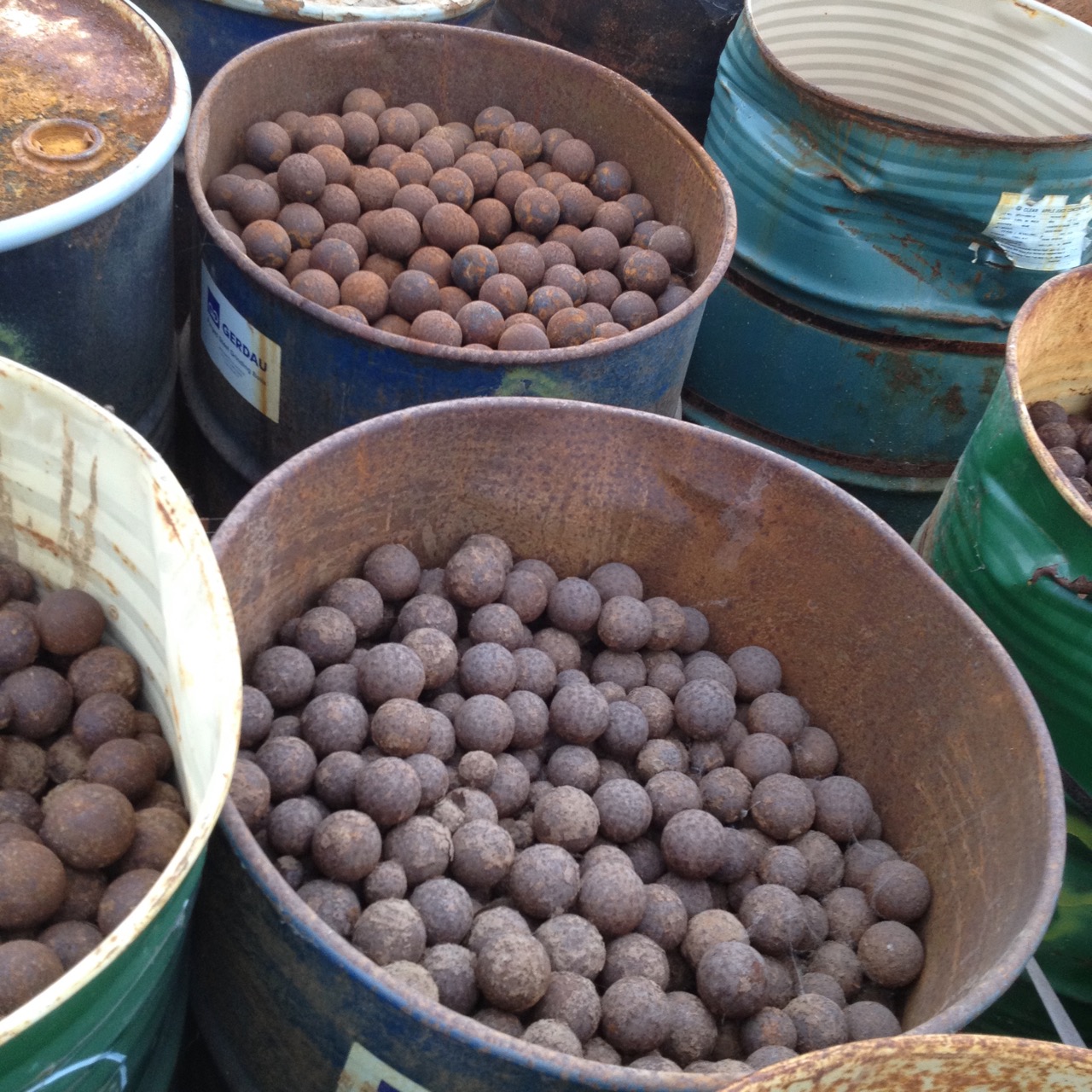 75 Units/barrels - Used Grinding Balls, Ranging In Size From Approximately 1" To 4" (note: A Barrel Is Approximately 1-ton))